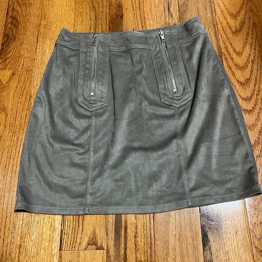 velvet skirt